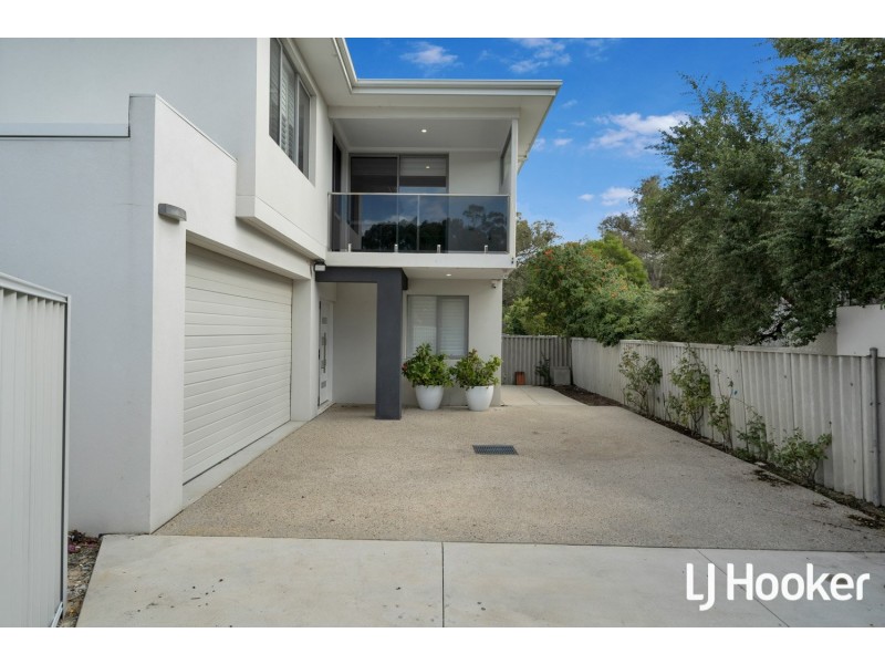 26 Gaskin Road, Kenwick WA 6107