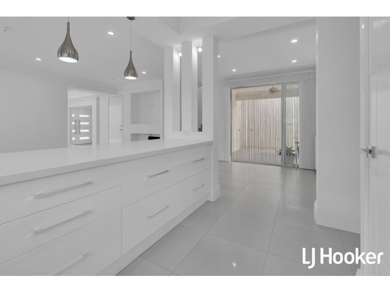 26 Gaskin Road, Kenwick WA 6107