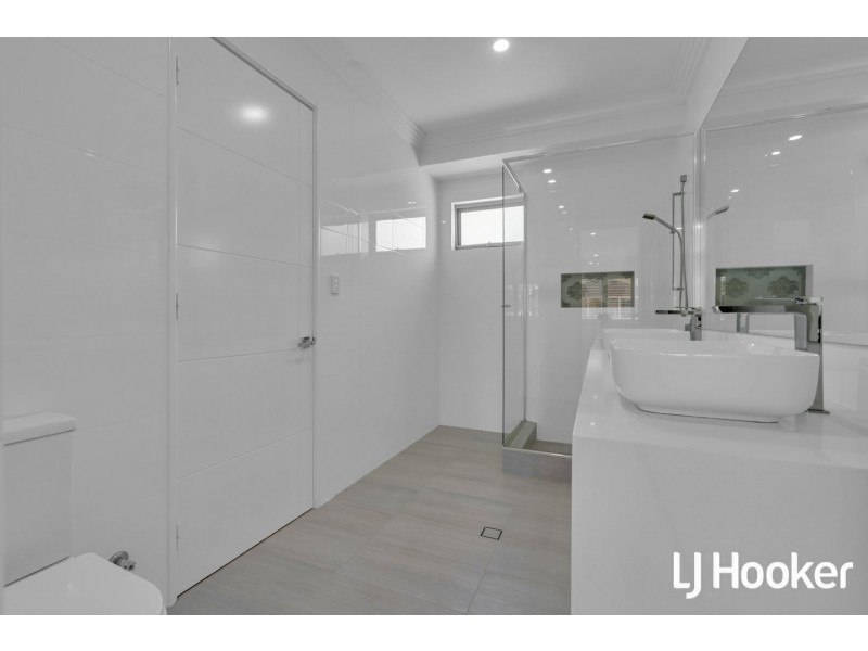 26 Gaskin Road, Kenwick WA 6107