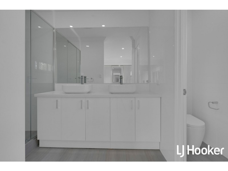 26 Gaskin Road, Kenwick WA 6107