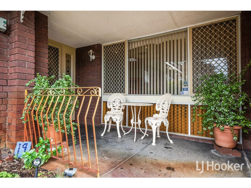 19 Helena Crescent, Thornlie WA 6108