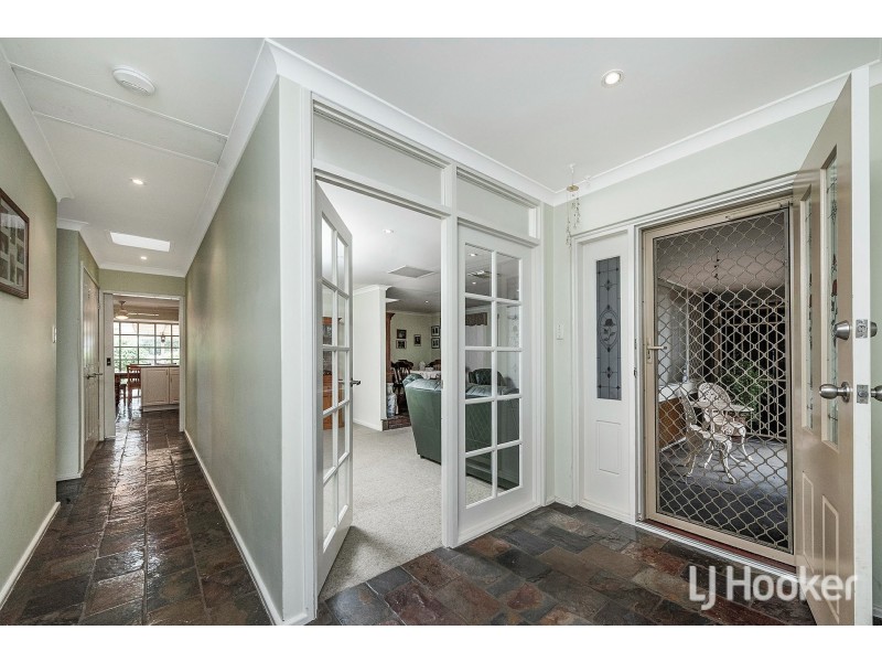 19 Helena Crescent, Thornlie WA 6108