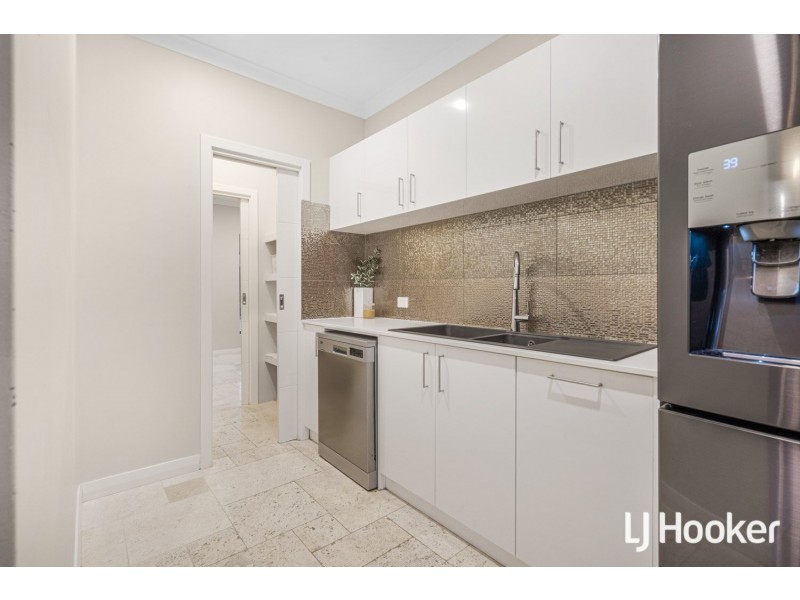 3 Fasolo Close, Lesmurdie WA 6076