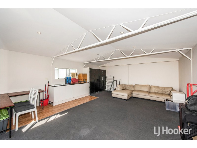 10 Alciston Way, Huntingdale WA 6110