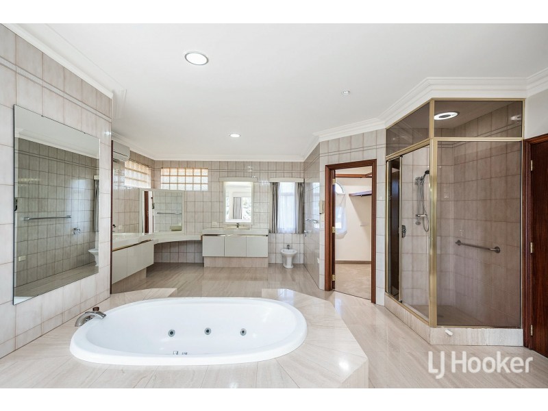 3 Jillara Court, Lesmurdie WA 6076