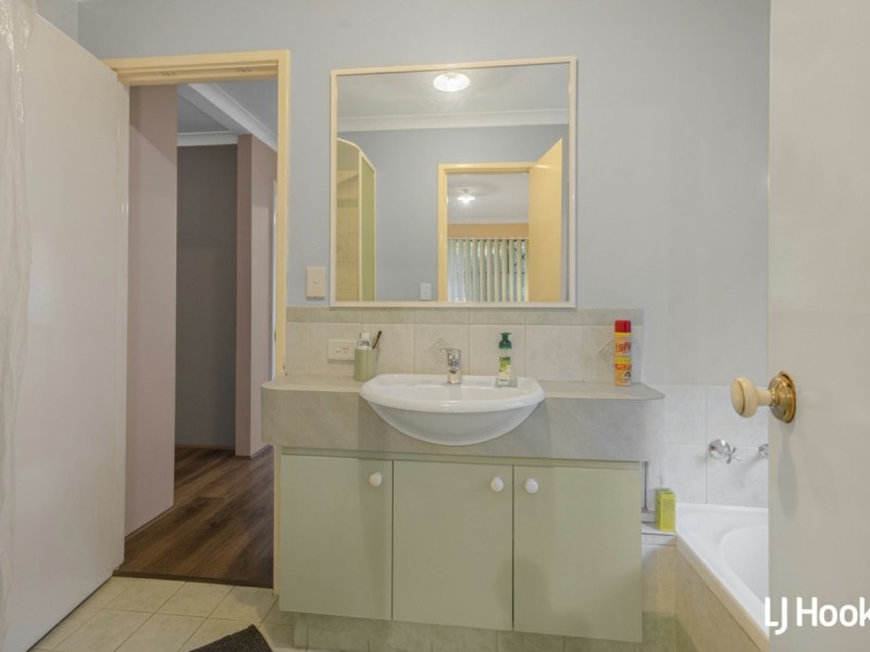 10/1 Walter Street, Gosnells WA 6110