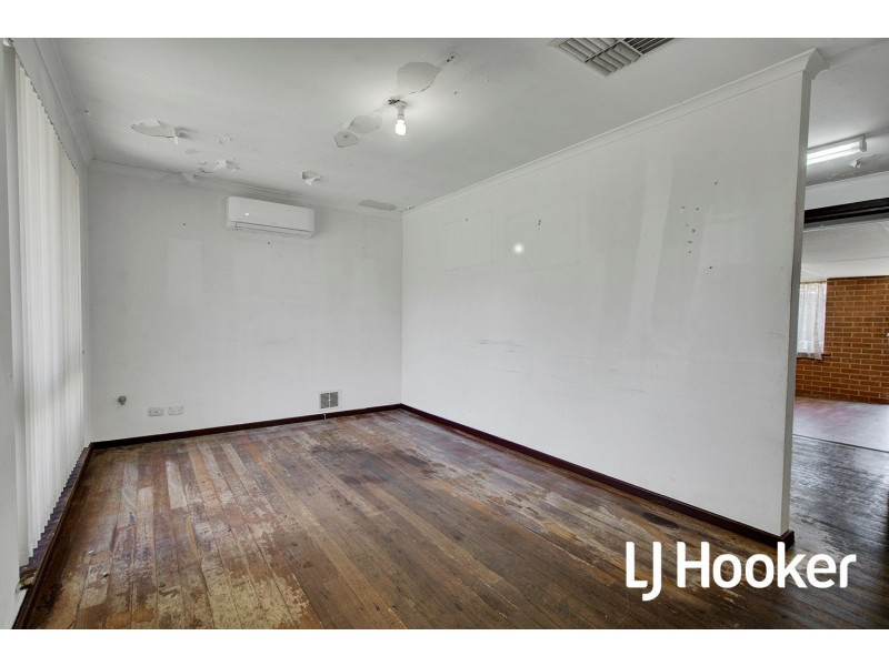 6 Dove Street, Thornlie WA 6108