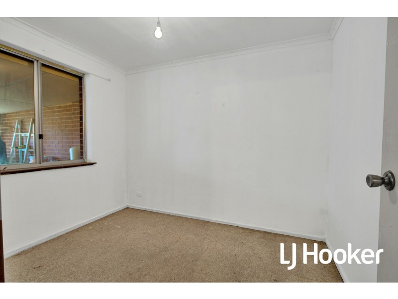 6 Dove Street, Thornlie WA 6108