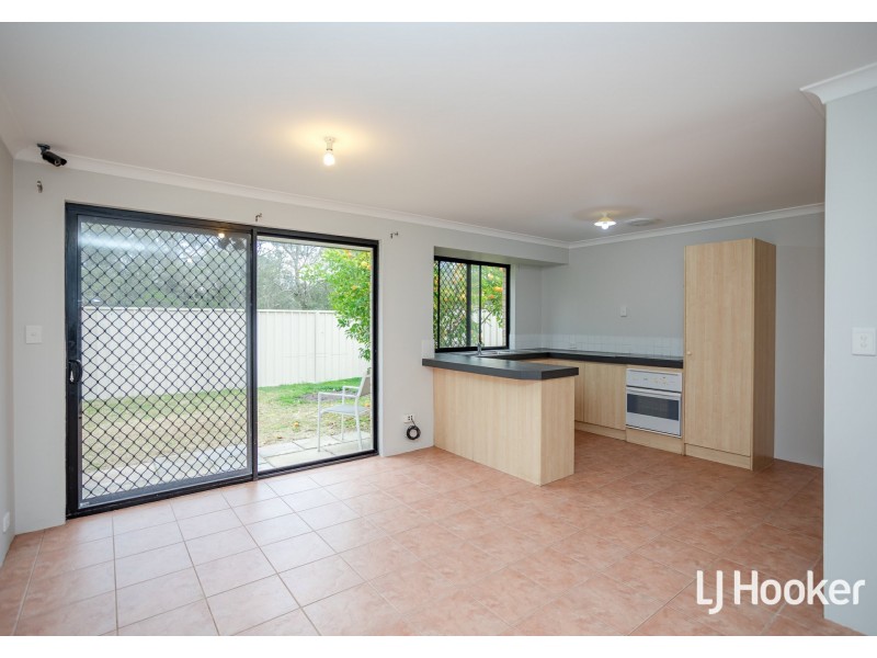 9 Manoora Place, Kenwick WA 6107