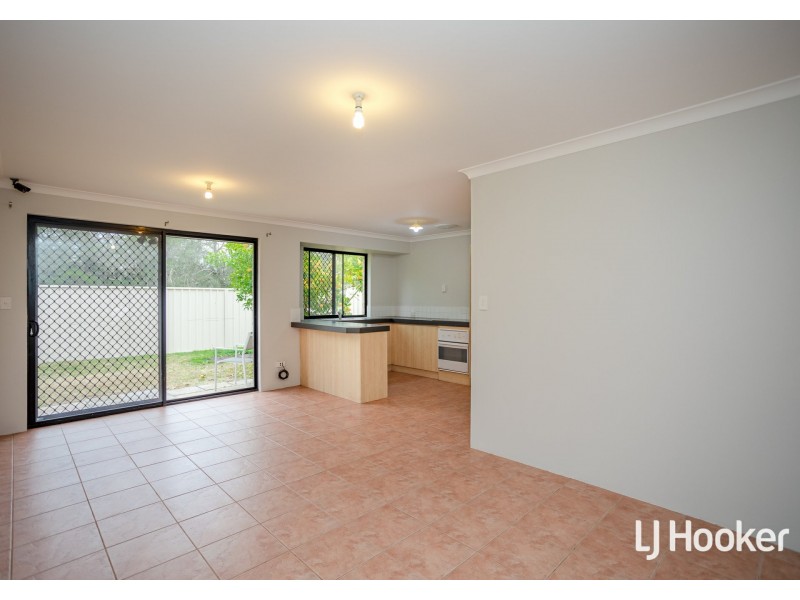 9 Manoora Place, Kenwick WA 6107