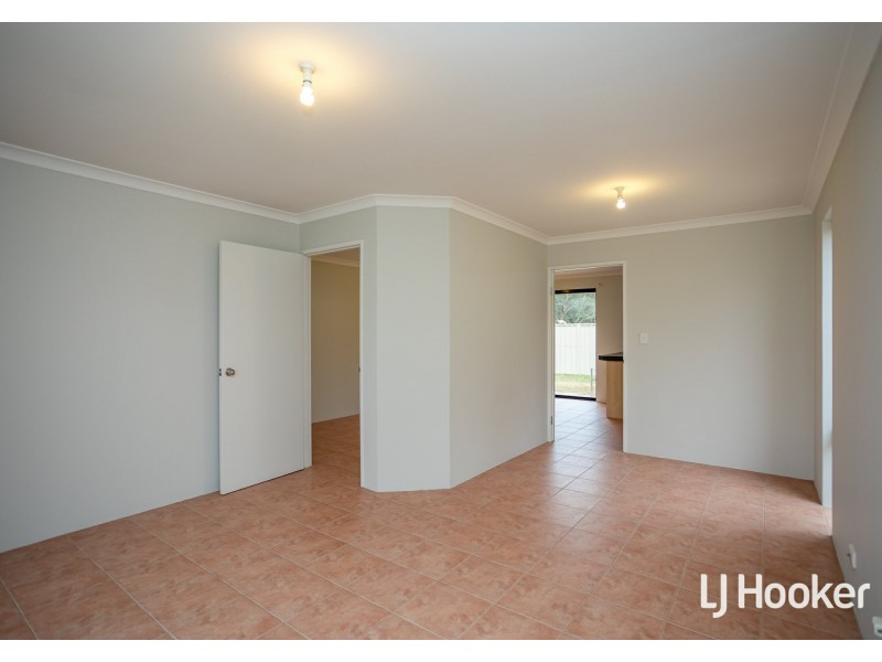 9 Manoora Place, Kenwick WA 6107