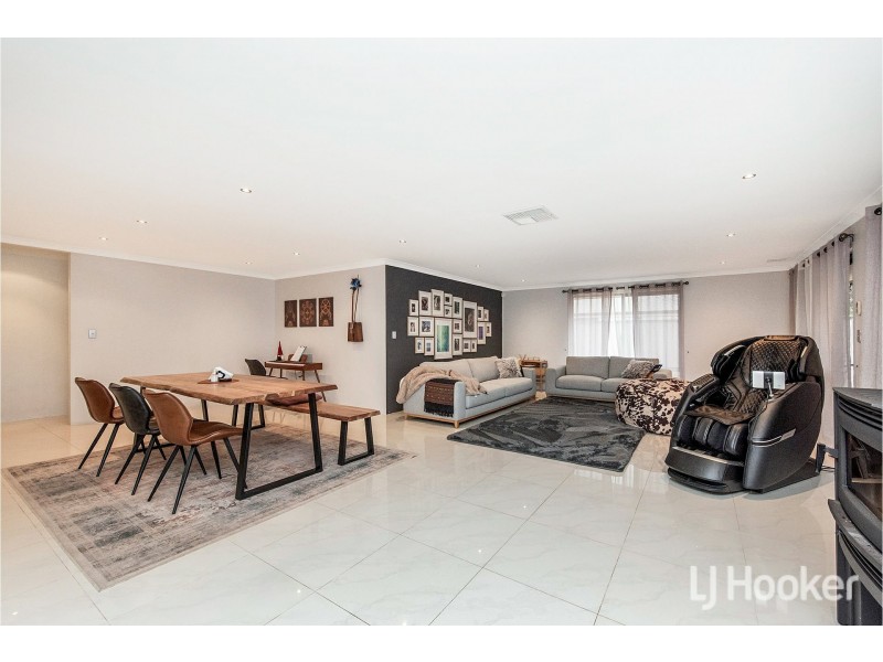 1 Amalfi Way, Canning Vale WA 6155