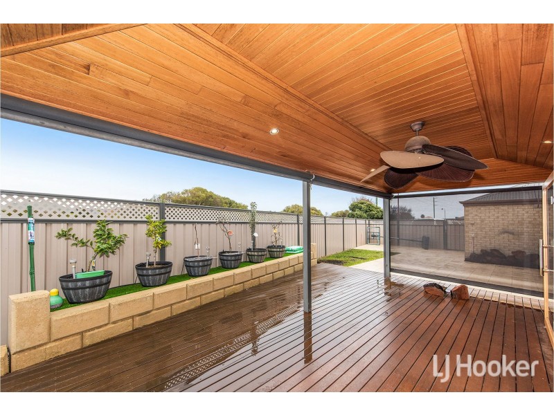 1 Amalfi Way, Canning Vale WA 6155