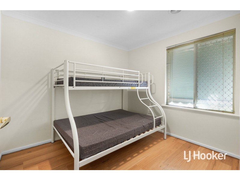 19 Wateredge Road, Thornlie WA 6108
