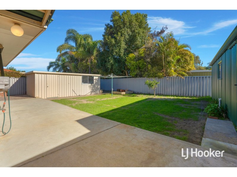 19 Wateredge Road, Thornlie WA 6108