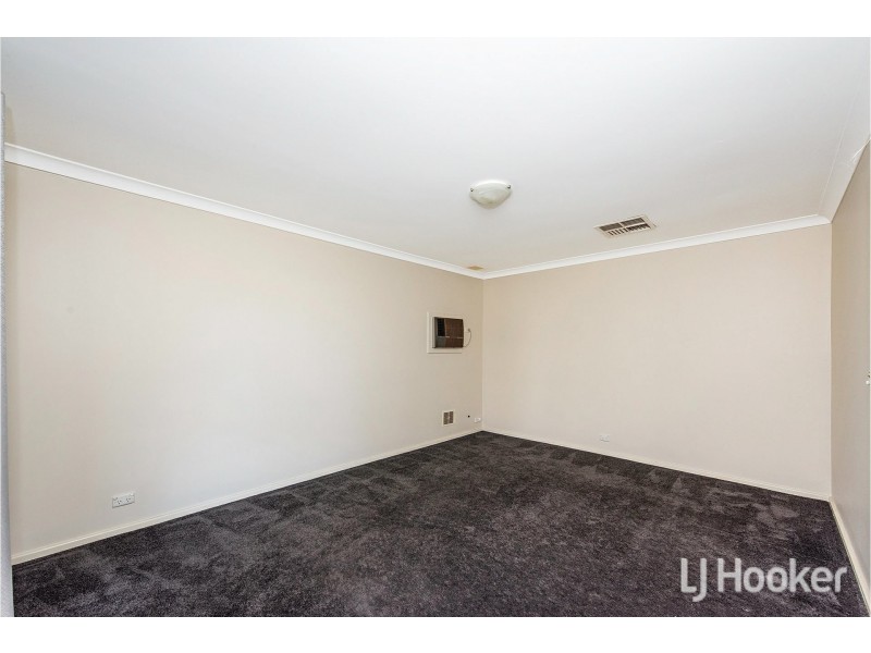 8 Fountain Way, Huntingdale WA 6110