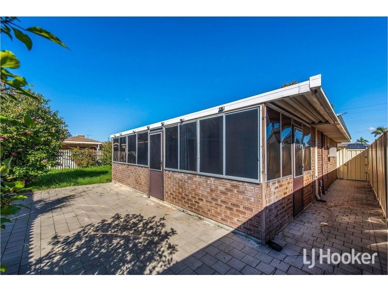 8 Fountain Way, Huntingdale WA 6110