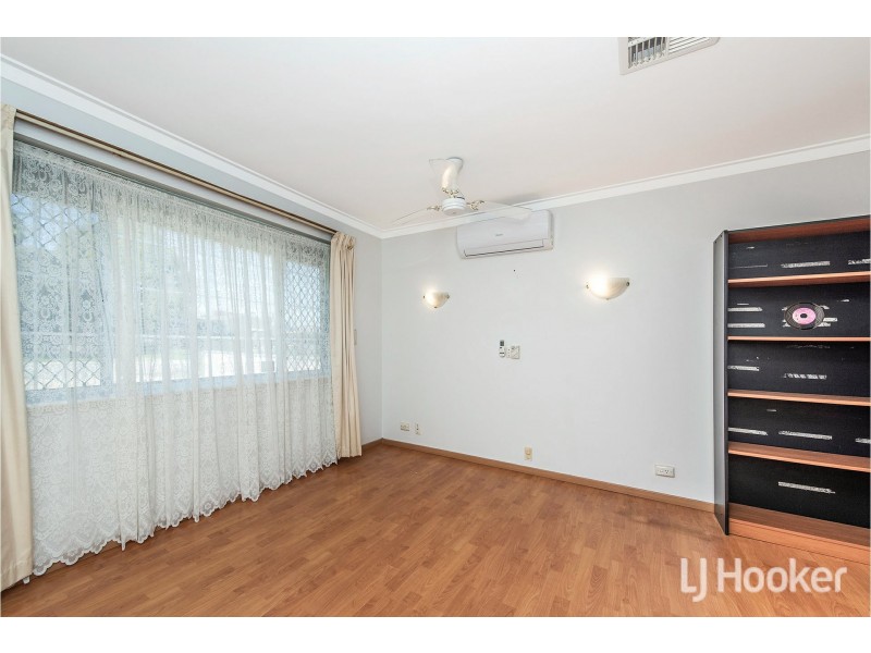 15 Rushbrook Way, Thornlie WA 6108