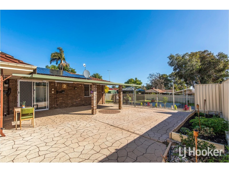 15 Rushbrook Way, Thornlie WA 6108