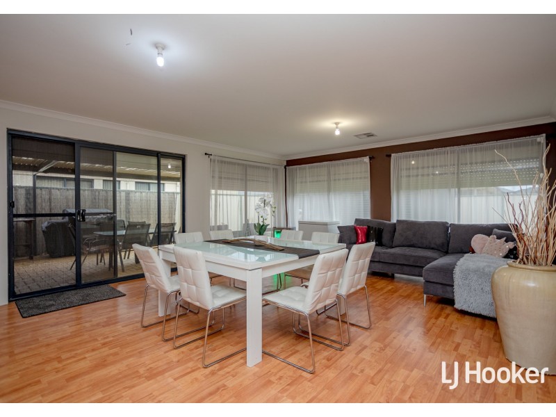 7 Donegal Court, Seville Grove WA 6112