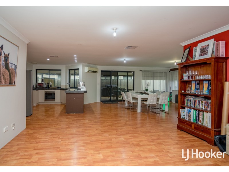 7 Donegal Court, Seville Grove WA 6112