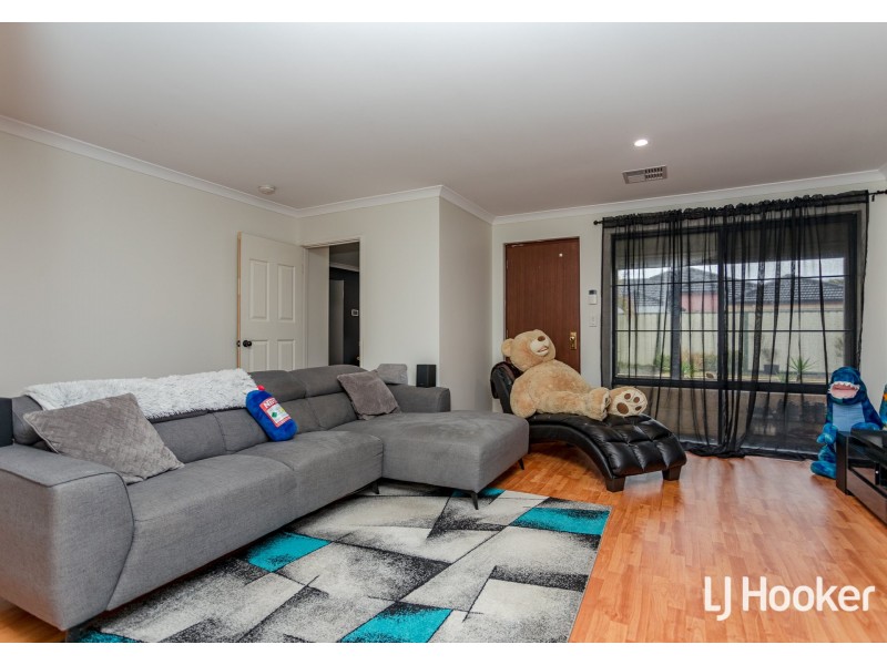 7 Donegal Court, Seville Grove WA 6112