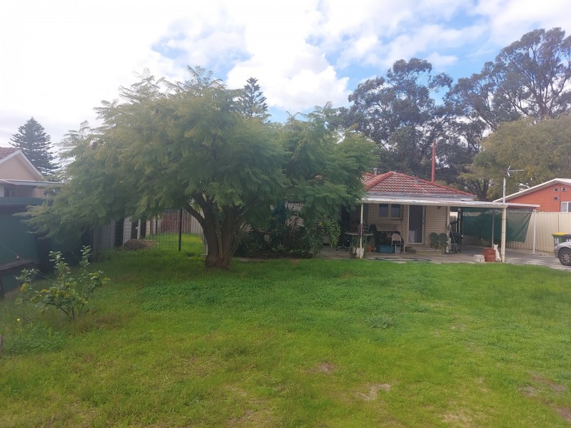 14 Birrel Place, Gosnells WA 6110