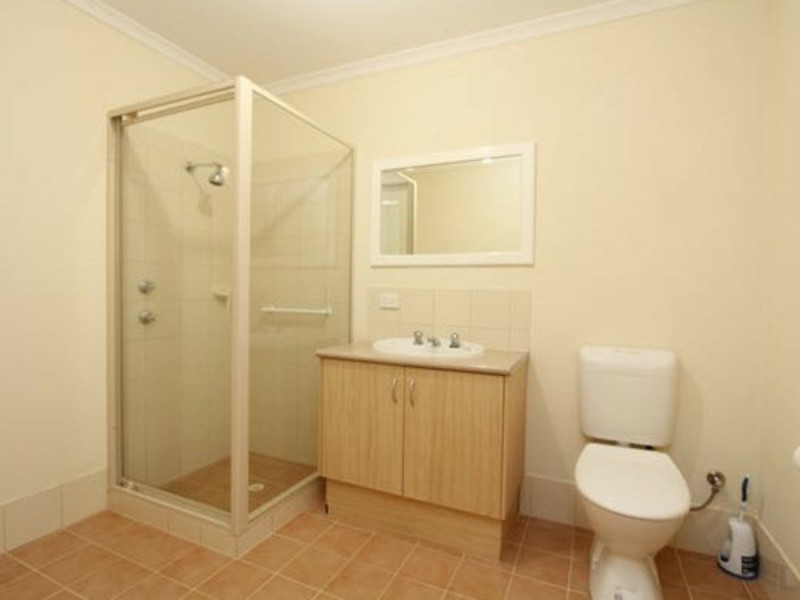 2/36 Streich Avenue, Kelmscott WA 6111