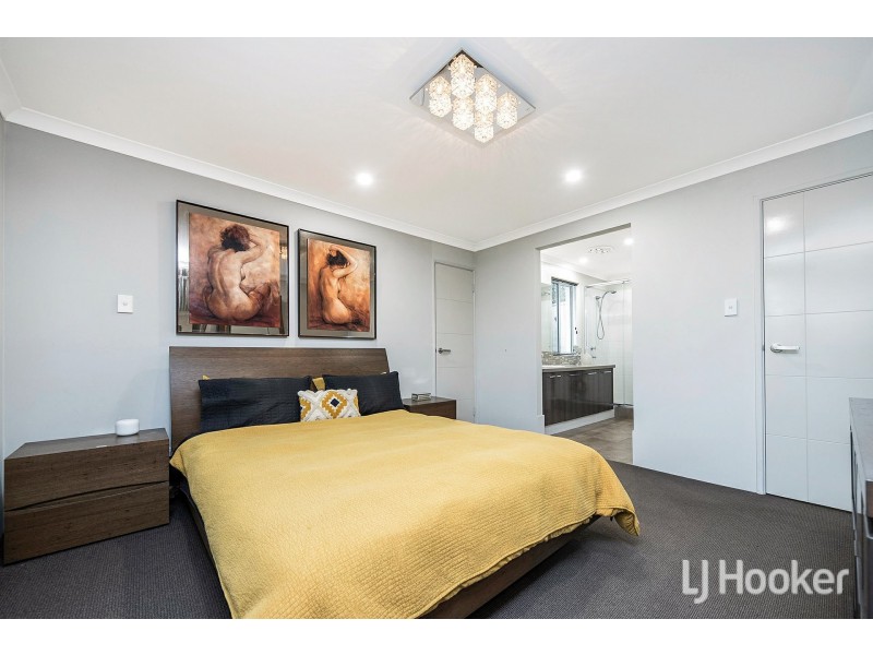 8 Bruny Meander, Wandi WA 6167