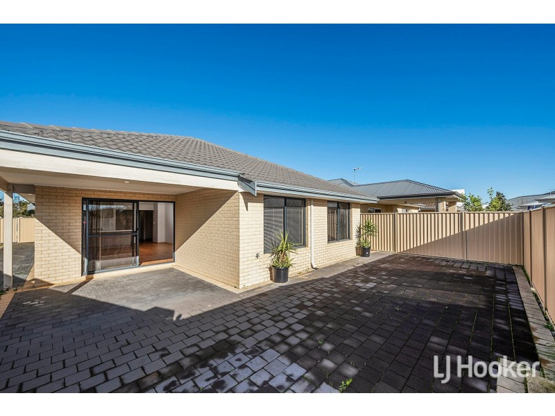 8 Nene Road, Southern River WA 6110