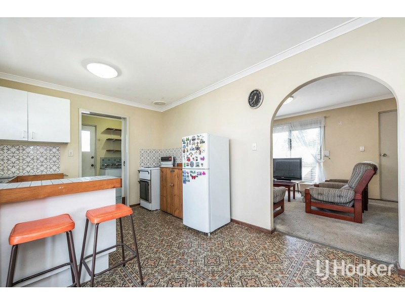 104 Partridge Way, Thornlie WA 6108