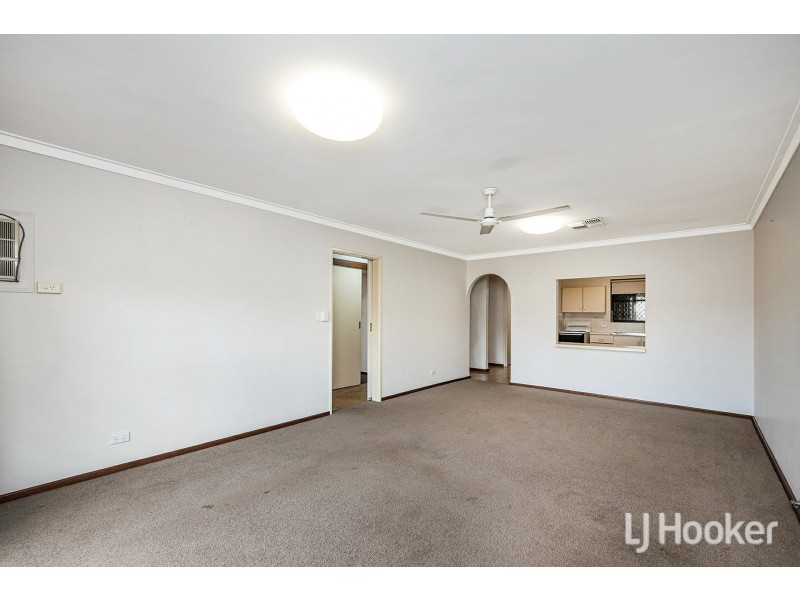 8 Station Street, Gosnells WA 6110