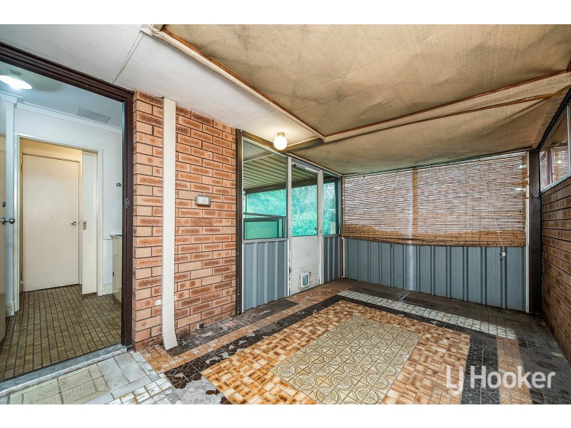 8 Station Street, Gosnells WA 6110