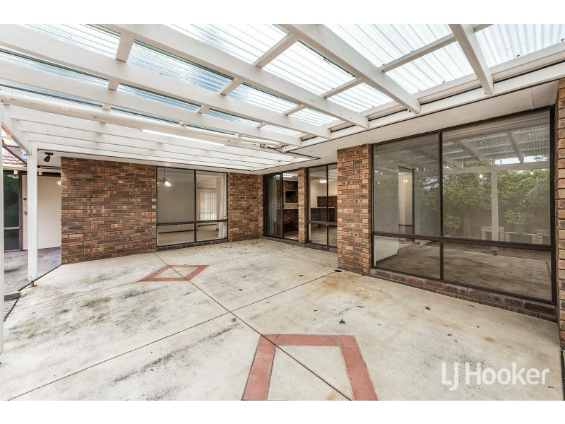 26 Moss Street, Huntingdale WA 6110