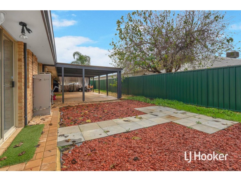 7 Reveley Close, Seville Grove WA 6112