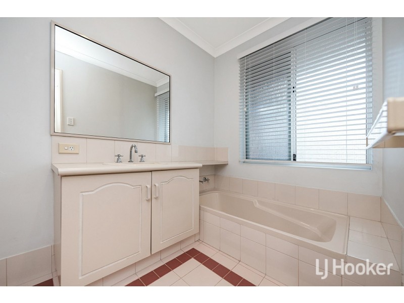 6/2 Glennis Close, Gosnells WA 6110