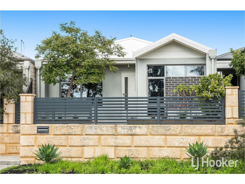 10 Luxhay Parkway, Aveley WA 6069