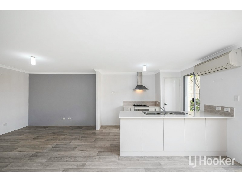 10 Luxhay Parkway, Aveley WA 6069