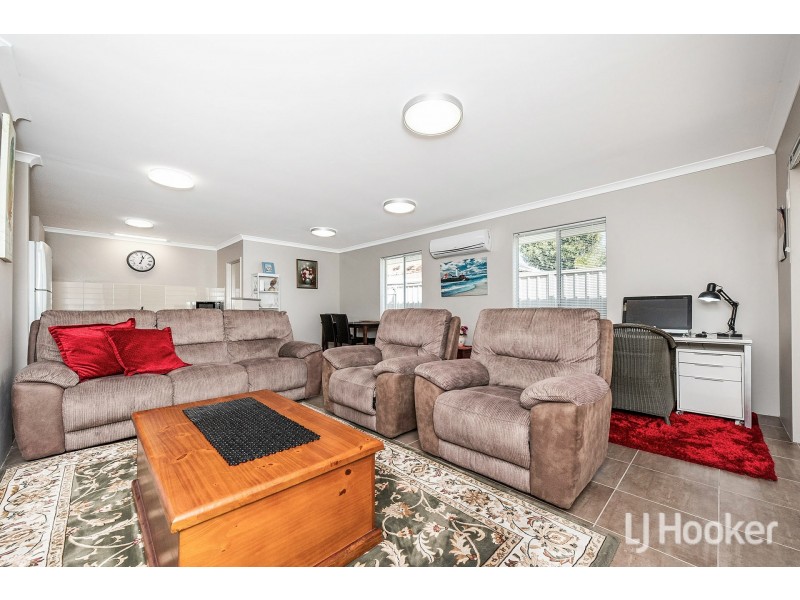 4/15 May Street, Gosnells WA 6110