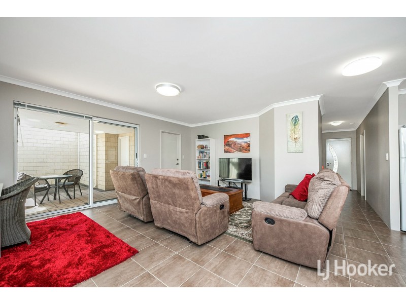 4/15 May Street, Gosnells WA 6110