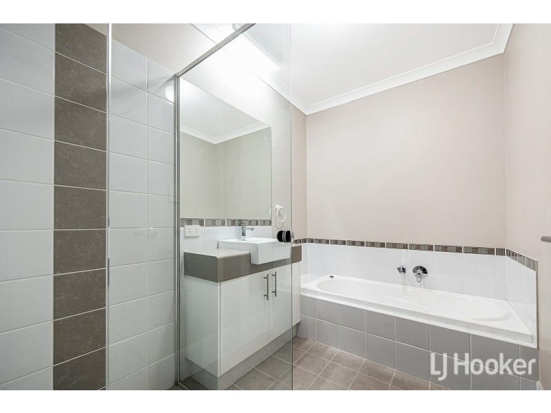 4/15 May Street, Gosnells WA 6110