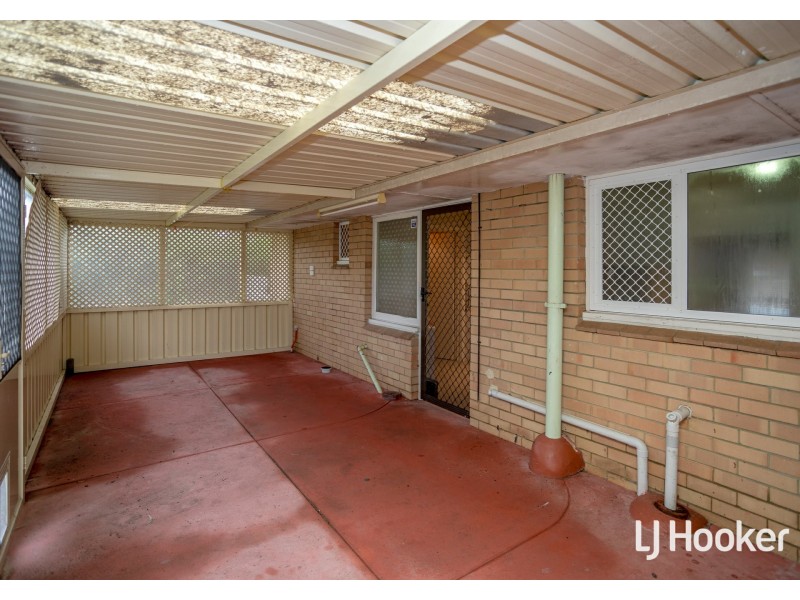 15 Arnott Court, Kelmscott WA 6111