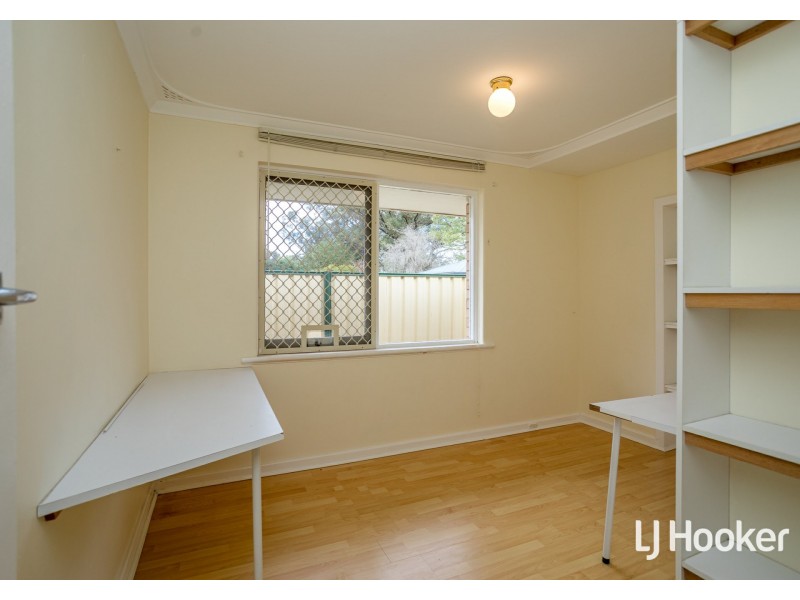 15A Arnott Court, Kelmscott WA 6111
