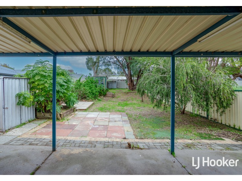 15A Arnott Court, Kelmscott WA 6111