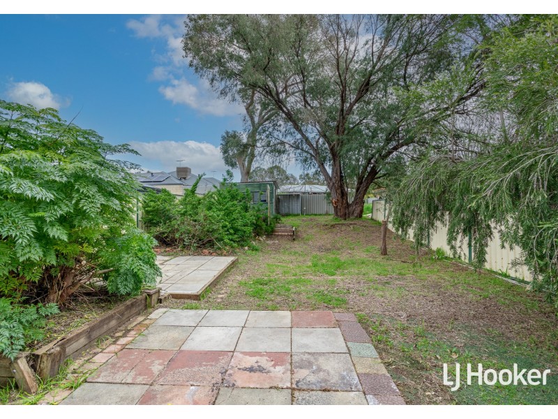 15A Arnott Court, Kelmscott WA 6111