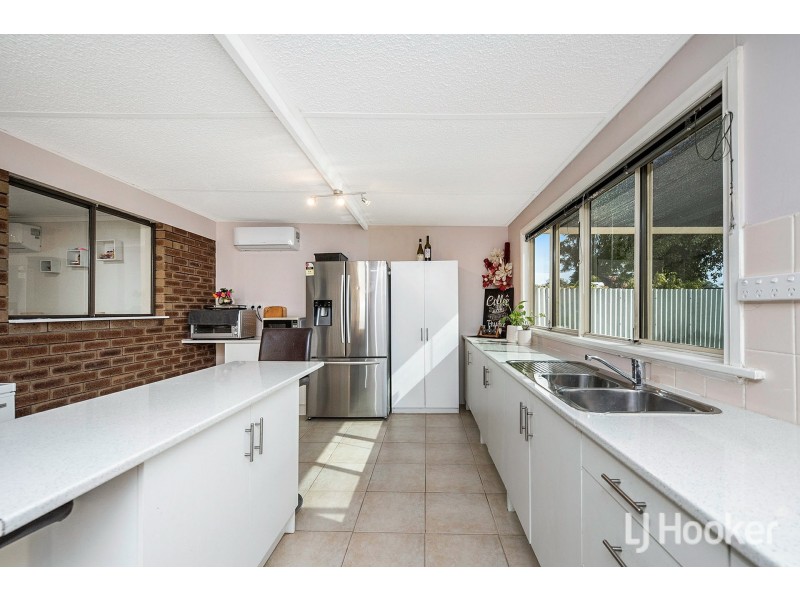 4 Sherlock Close, Gosnells WA 6110