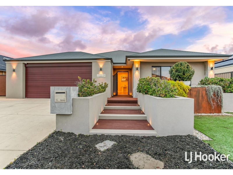 9 Calamocha Way, Piara Waters WA 6112
