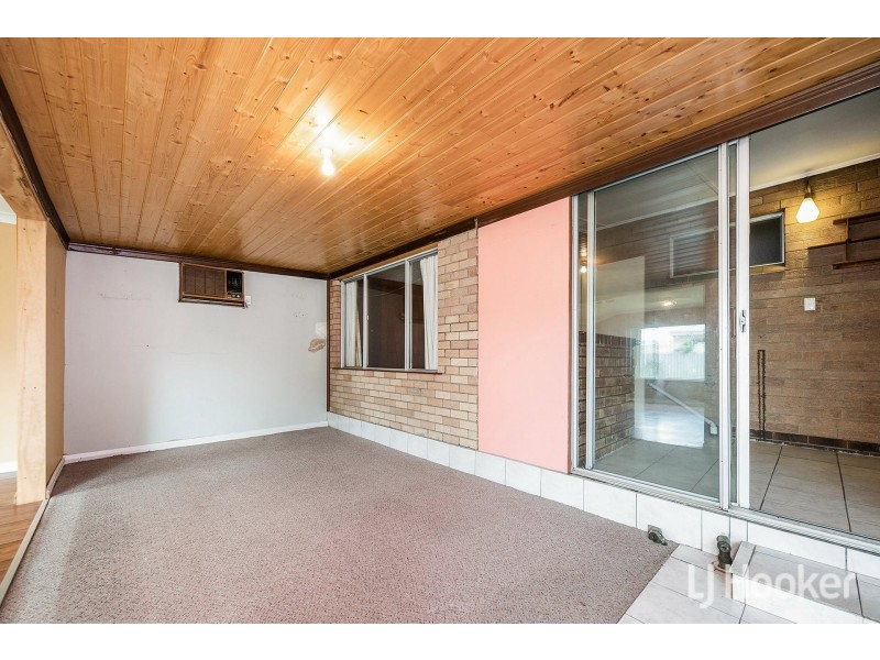 31 Range View Way, High Wycombe WA 6057
