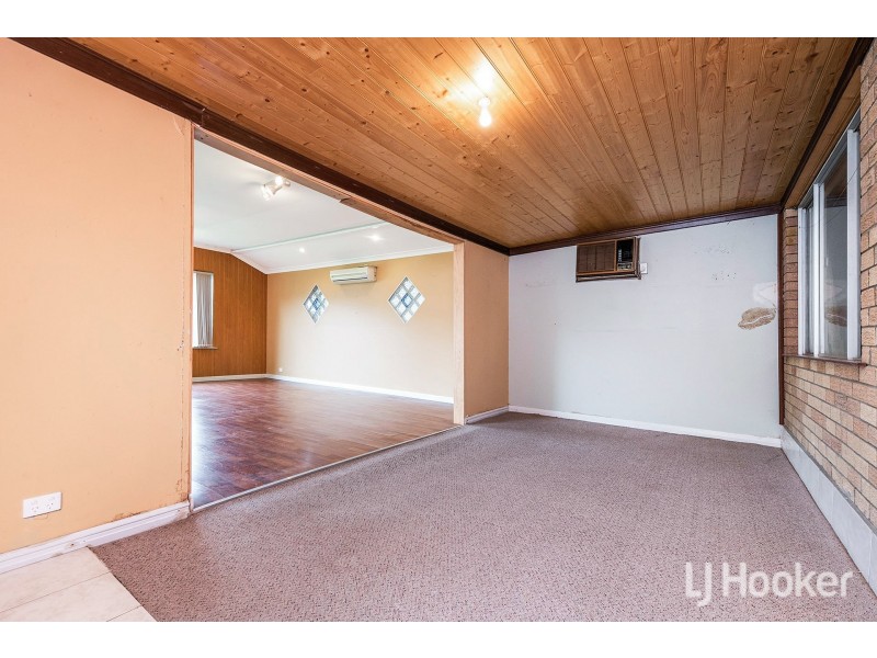 31 Range View Way, High Wycombe WA 6057