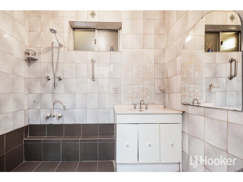 31 Range View Way, High Wycombe WA 6057
